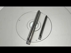 Bụt cắt giấy để cắt máy hút thuốc lá